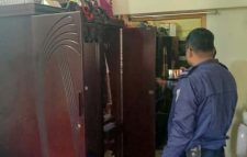 ছাতকে ফাঁকা বাড়িতে দুর্ধ*র্ষ চুরির ঘটনা সংঘটিত বৃদ্ধকে জিম্মি করে