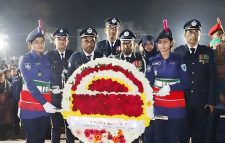 মহান শহীদ দিবস ও আন্তর্জাতিক মাতৃভাষা দিবসে সুনামগঞ্জ জেলা পুলিশের শ্রদ্ধাঞ্জলি
