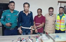 তালতলা থেকে স্বেচ্ছা সেবক লীগ ও আ ও য়া মী লীগের তিন নেতাকর্মী আ*ট ক