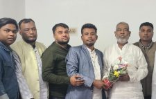 সিলেটে শ্রমিক নেতা মো: সোরমান আলী কে কৃষিজীবী ট্রেড ইউনিয়নের সংবর্ধনা প্রদান