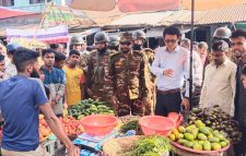 দোয়ারাবাজারে রমজান মাসে দ্রব্যমূল্য নিয়ন্ত্রণে যৌথবাহিনীর অভিযান