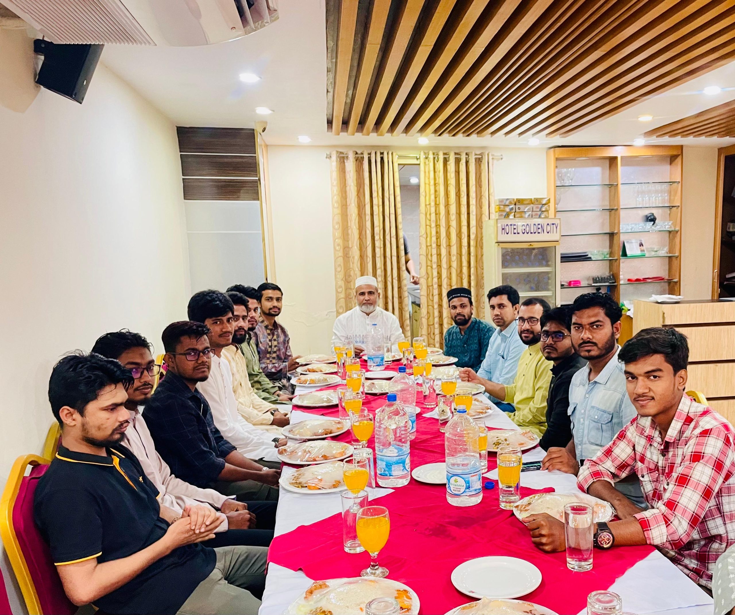 এমসি কলেজ রিপোর্টার্স ইউনিটির ইফতার ও দায়িত্ব হস্তান্তর