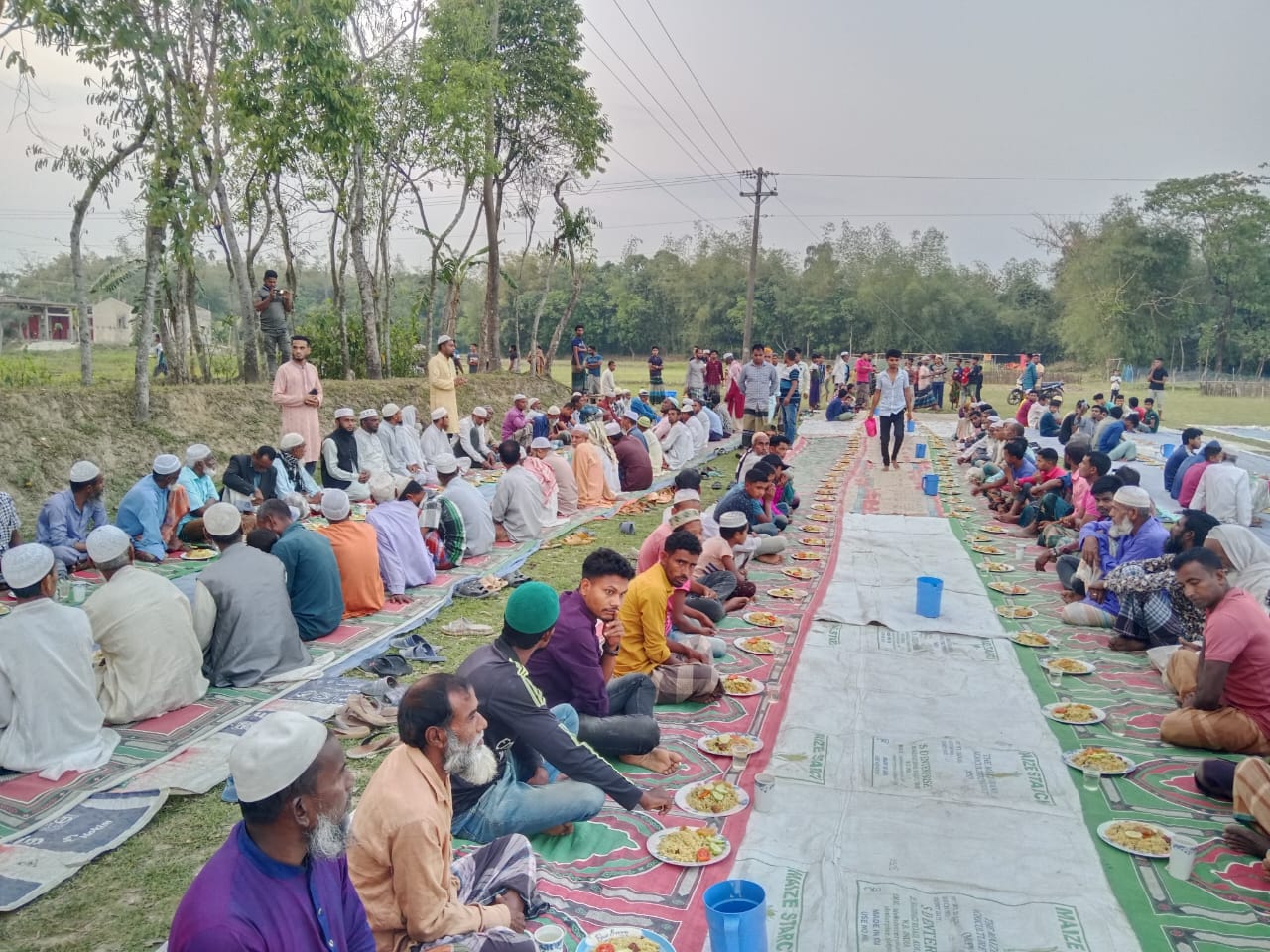 দোয়ারাবাজারে প্রবাসীদের উদোগে ইফতার
