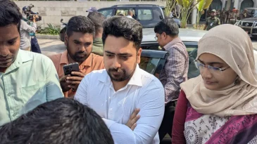 মৌলিক সংস্কারের ভিত্তি অন্তর্বর্তী সরকারের সময়েই করতে হবে: নাহিদ