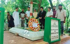 বঙ্গবীর  ওসমানীর ১০৭ তম জন্ম বার্ষিকীতে জাতীয় জনতা পার্টির পুষ্পস্তবক অর্পণ 