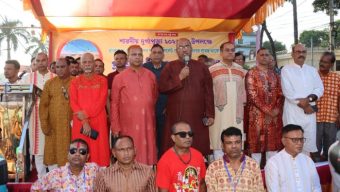 প্রতিমা বিসর্জনে দুর্গাপূজার আনুষ্ঠানিক সমাপ্তি, হিংসা-বিদ্বেষের অবসান চাই: সিসিক প্রশাসক